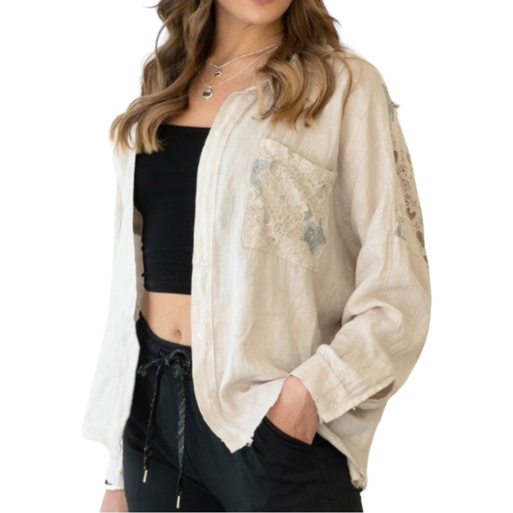 Women’s Taupe Lace/Star Long sleeve linen top